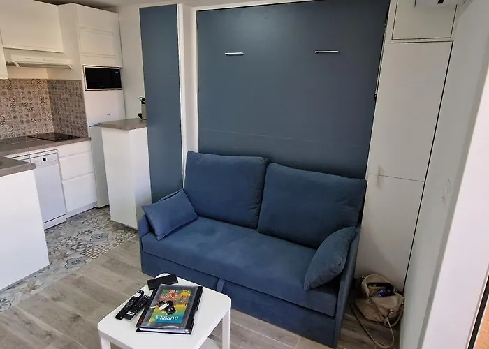 Joli Refait A Neuf アパート